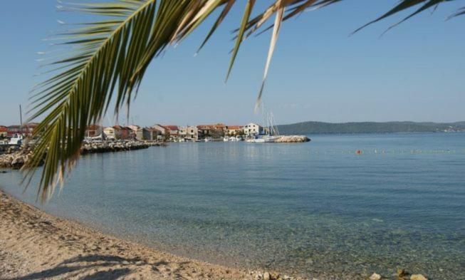 Apartman Damir Bibinje Esterno foto